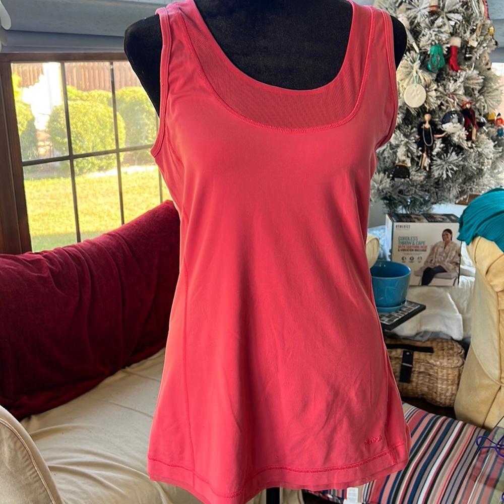REEBOK tank